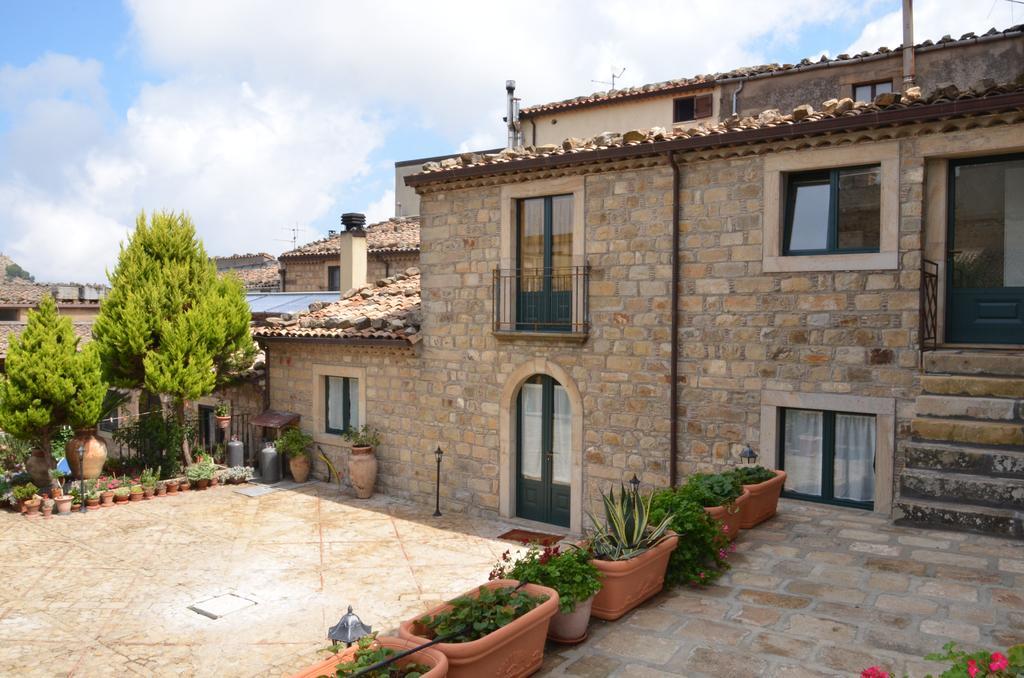 La Carretteria Guest House Mistretta 外观 照片